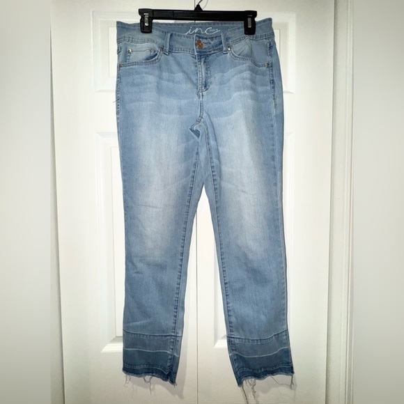 INC International Concepts Women's stretchy Light Blue Jeans. Size 6. VGUC. - Picture 1 of 11